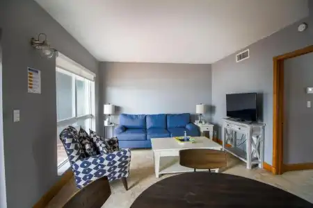 Shore View - 22