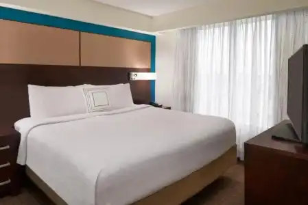 Residence Inn by Marriott Toronto Airport - 32