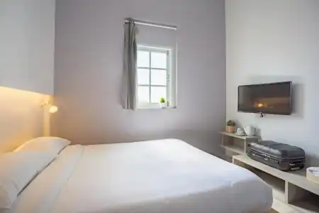Nornyaowarat Hostel - 53