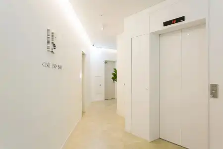 H Avenue Idae Shinchon - 14