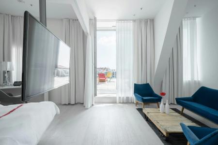 Ruby Marie Vienna by IHG - 45