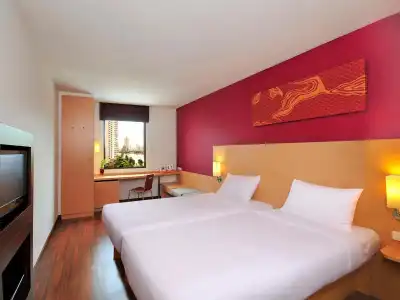 ibis Bangkok Riverside - 36
