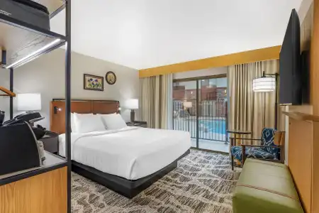 Best Western Plus GranTree Inn - 75