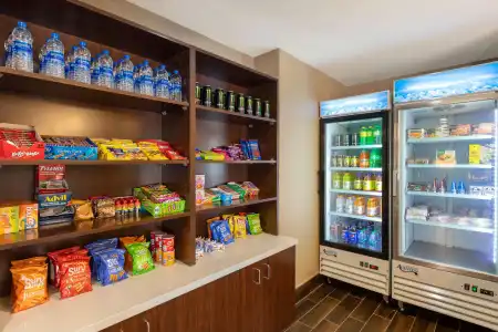 Comfort Inn & Suites near Ontario Airport - 9