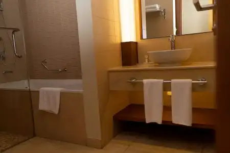 Crowne Plaza Sohar by IHG - 91