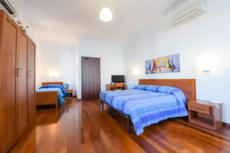 Villa Crawford - Religious Hospitality - 40