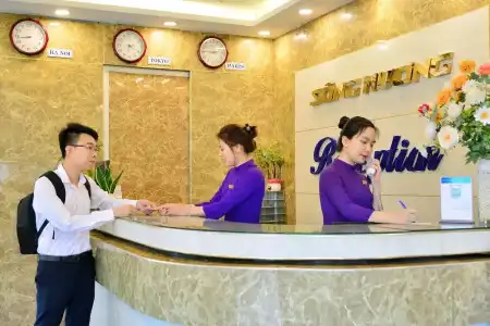Song Huong Hue - 12