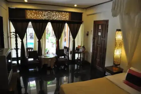Ruean Thai - 99