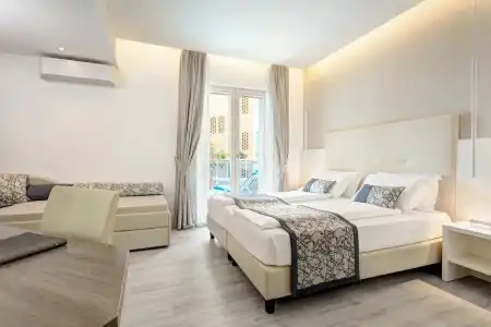 Cavalieri Palace - 72