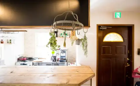IZA Enoshima Guesthouse&Bar - Hostel - 18