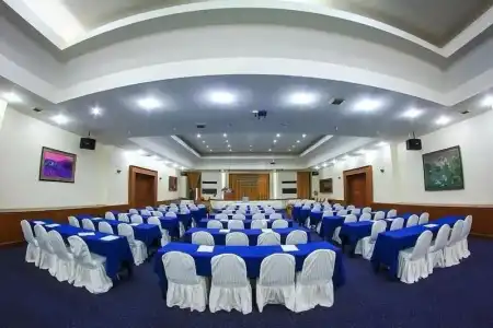 Lopburi Inn Resort - 15