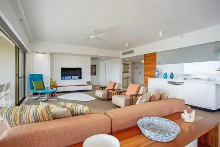 Gemini Court Holiday Apartments - 364