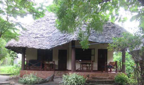 Baraka Aquarium Bungalows - 15