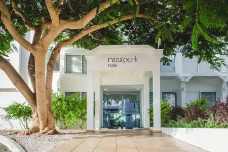 Nissi Park - 0