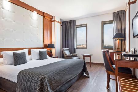 Best Western Premier CMC Girona - 59