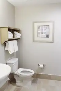 Carlisle Inn - 9