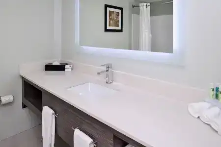 Holiday Inn Express & Suites Naples North - Bonita Springs by IHG - 28