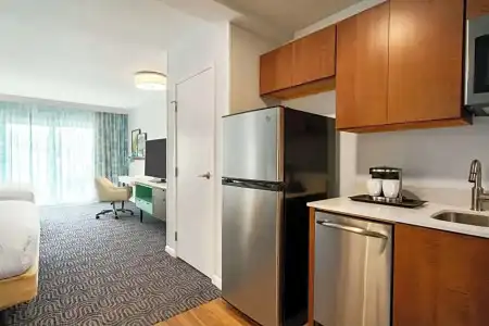 DoubleTree by Hilton Ocean City Oceanfront - 164