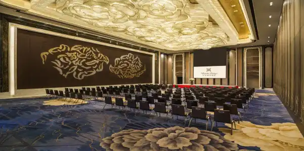 Wanda Reign Chengdu - 15
