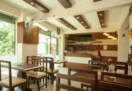 OYO 219 Royal Kusum - 10