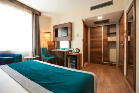 The Life & Spa - 14