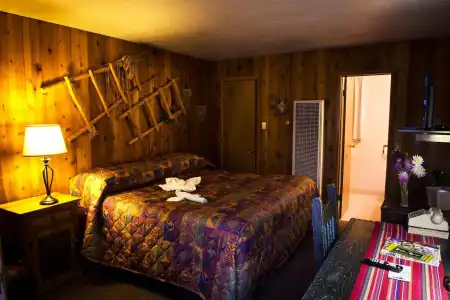 Siesta Motel - 2