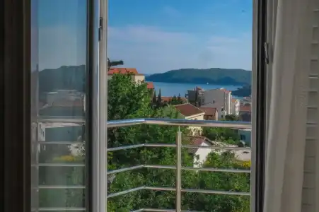 Villa Dragana with Heading Swimming Pool and Parking - 26
