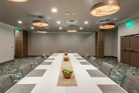 Element Dallas Downtown East - 17