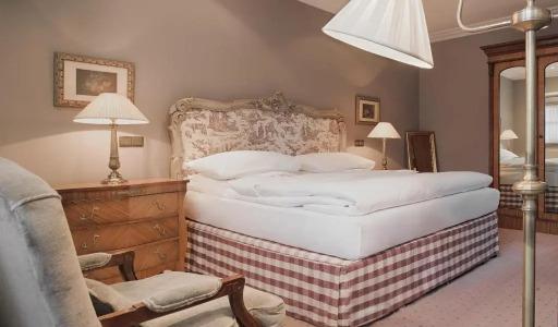 SchlossBerlin By Patrick Hellmann - 100