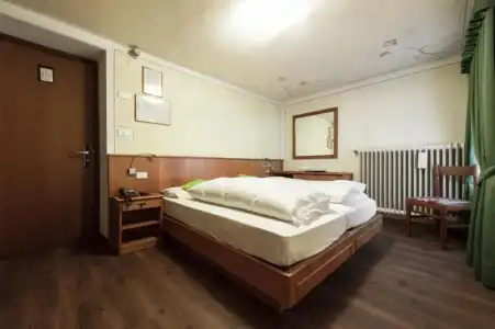 Stella - 27