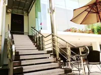 SQ Boutique - 19