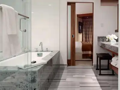 Fairmont Pacific Rim - 10