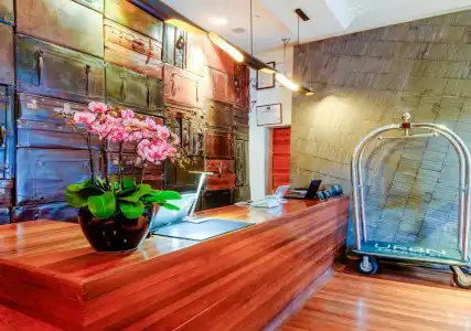 URBN Boutique Shanghai - 1