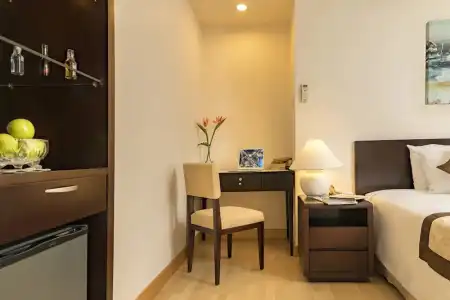 Norfolk Mansion Luxury Serviced Apartment - 217