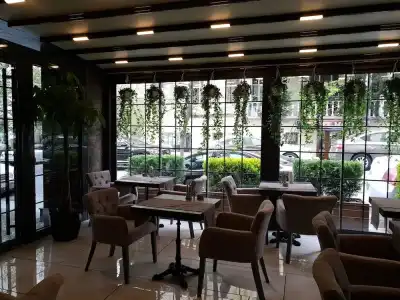 Home Boutique - 21