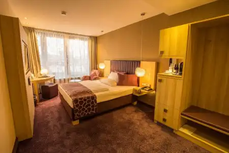 Top Hammer - Mainz Hauptbahnhof - 55