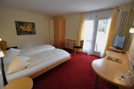 HOP Apartments & Suites - 51