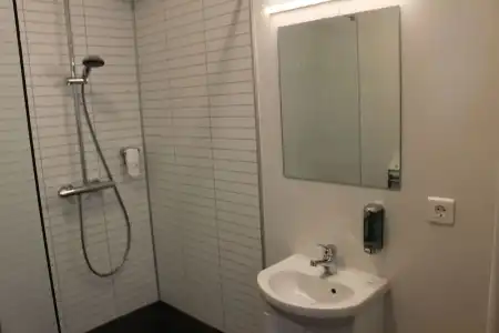 Ocean Beach Apartments - 8