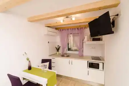 Lavender Garden Apartments - 10