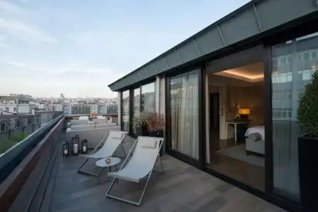 10 Karakoy - 8