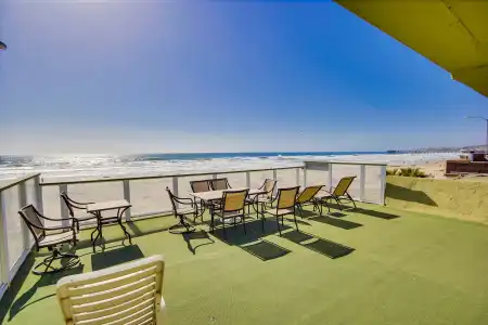 Surfer Beach - 39