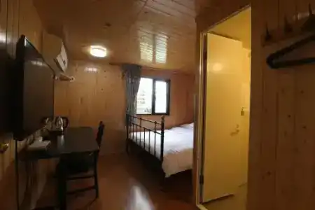 Men Tang - 2