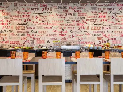 ibis Styles Chartres - 17