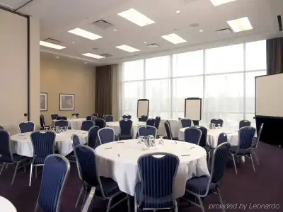 Deltas Burnaby Conference Centre - 17