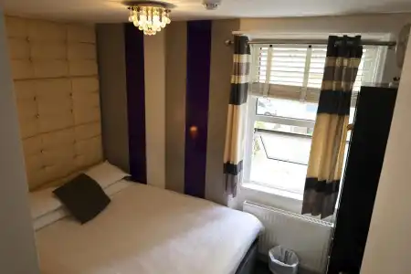 Brighton Inn Boutique Guest Accommodation - 2