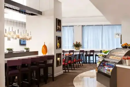 Courtyard by Marriott New York Manhattan/Times Square - 30
