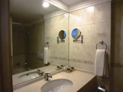 Golden Lotus - All Inclusive - 9