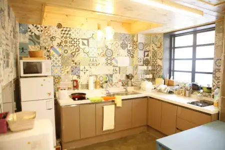 Twin Rabbit Hostel - 9