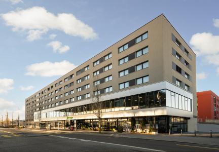 Holiday Inn ZÜRICH - MESSE by IHG - 41
