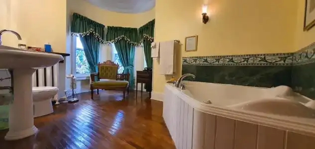 A Moment in Time Bed & Breakfast - 40